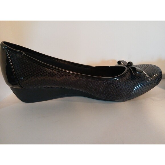 Karen Scott Pippa Casual Low Heel Wedge Black Front Bow Womens 9W - Picture 4 of 16